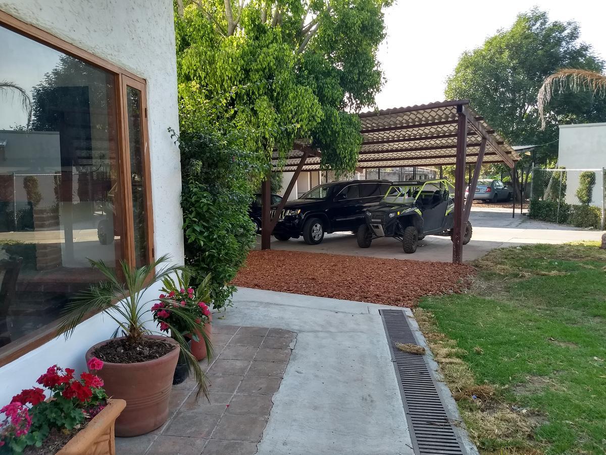 Posada Familiar Casa Bambu Valle de Bravo Ngoại thất bức ảnh
