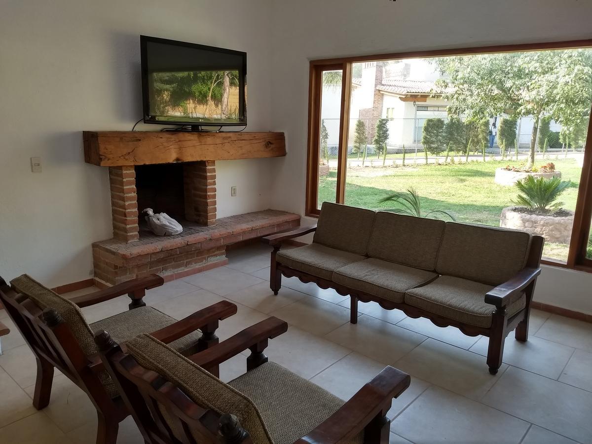 Posada Familiar Casa Bambu Valle de Bravo Ngoại thất bức ảnh