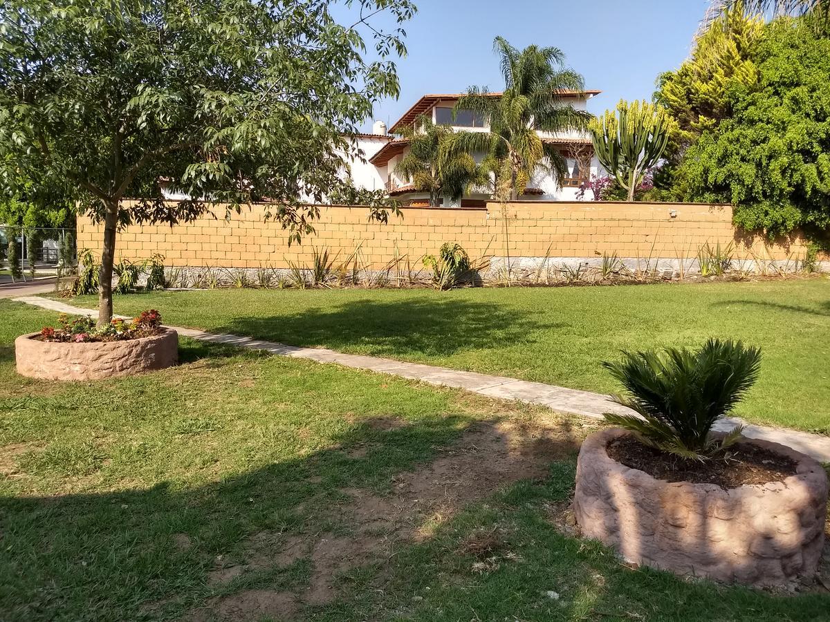 Posada Familiar Casa Bambu Valle de Bravo Ngoại thất bức ảnh